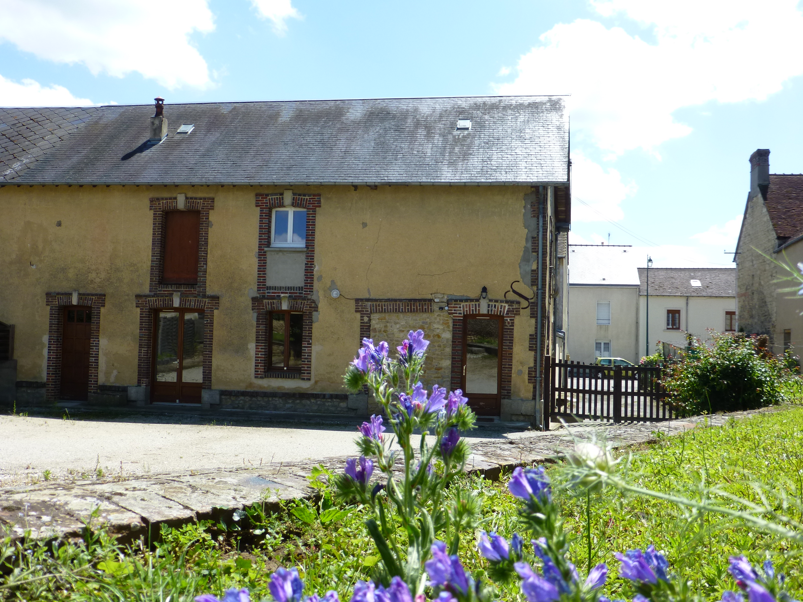 vente LE MÊLESURSARTHE MAISON AVEC JARDIN